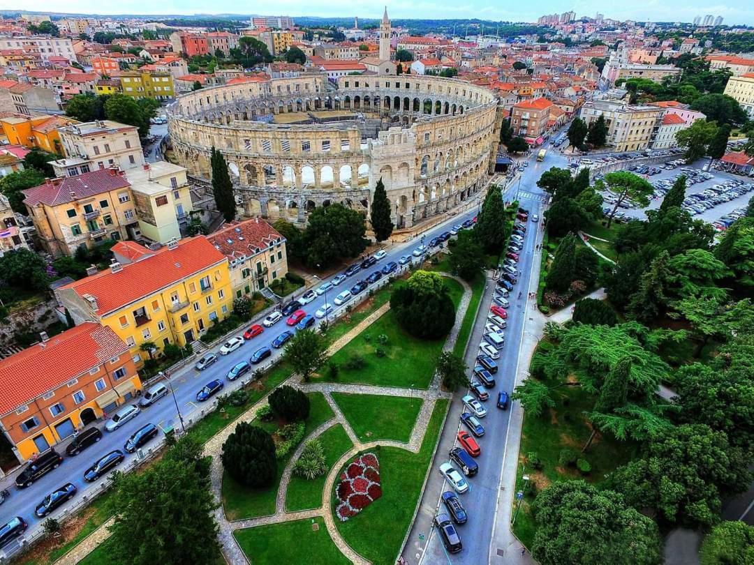 Mm * Pula
